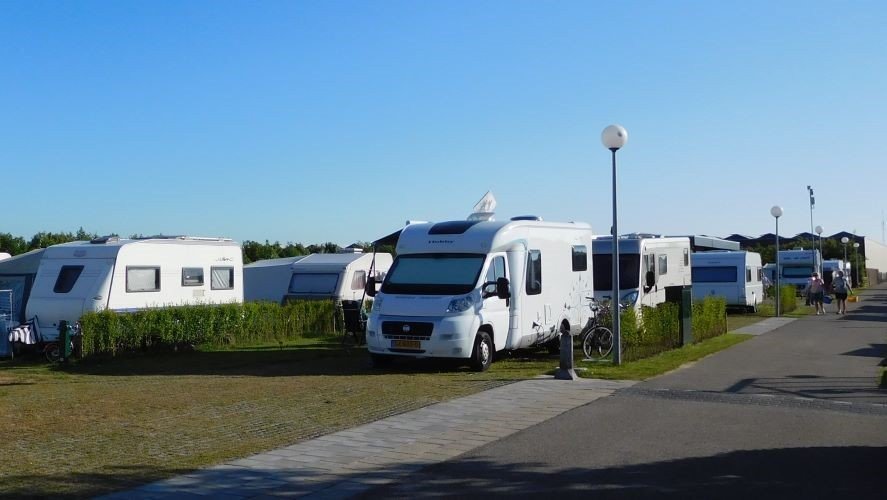 Komfortables Camping in Südholland in den Dünen
